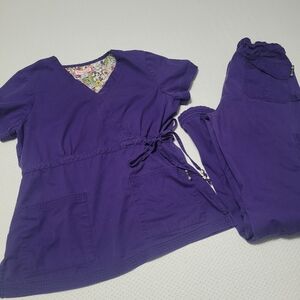 Medium scrub set (Koi)